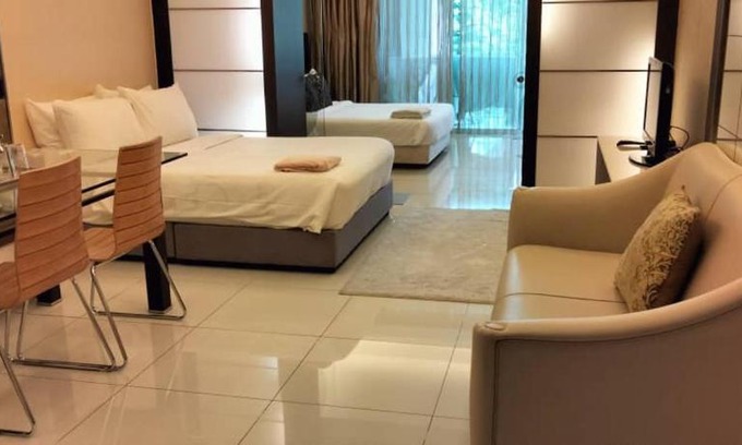 Sri Hartamas Apartamento | Hartamas Hotel Large Suite Room with 2 queen bed