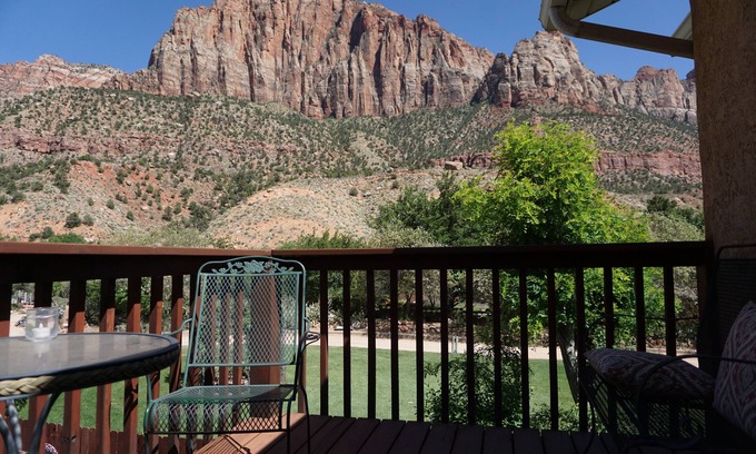 Zion National Park South Entrance Casa | Harvest House Bed & Breakfast