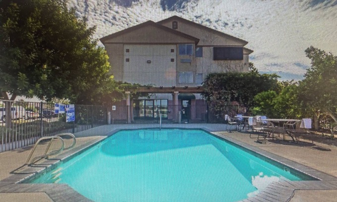 Dixon Hotel | Harvest Inn, Dixon/ UC Davis.