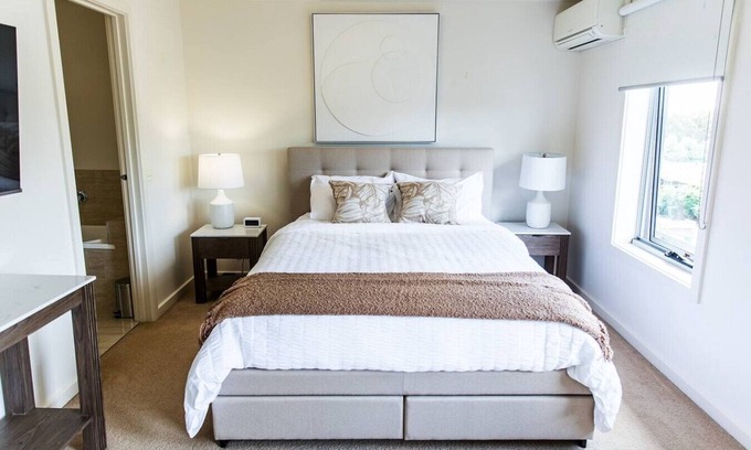 Ringwood Casa | Harvey | Stylish home | Great Location