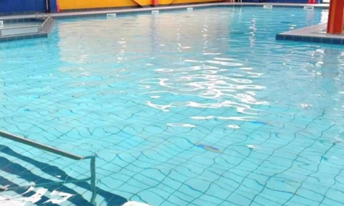 Harwich Apartamento | Harwich - Caravan - Sleeps 10 - Garden - Pool
