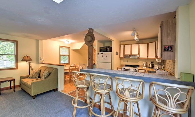 Northwest Harwich Cabaña | Harwich Cottage - Cerca de Cape Cod Rail Trail y playa