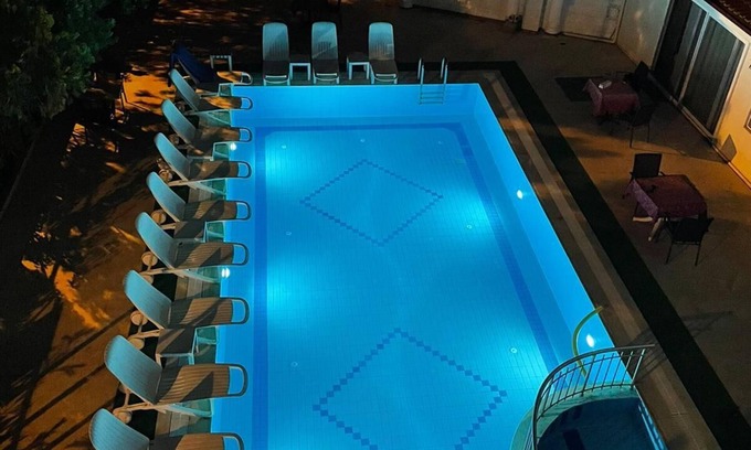 Mentese Apartamento | Has swimmingpool near everywhere