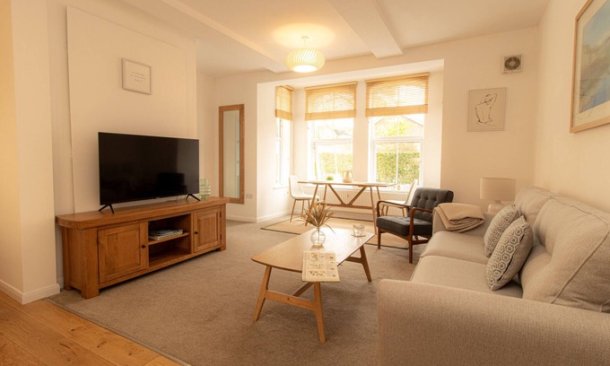 Wellington Apartamento | Haughmond-De Lujo-Apartamento-Baño con ducha-Vista a la Calle