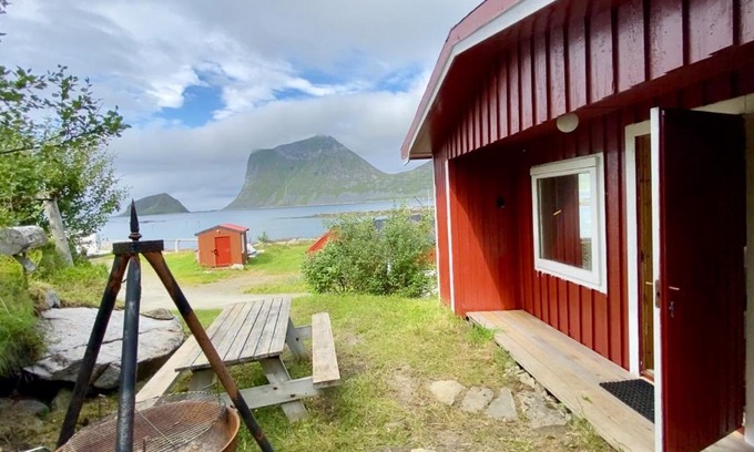Vestvagøy Otro | Haukland Camp Cabin
