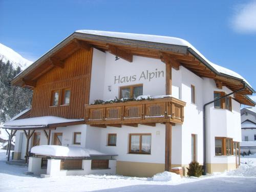 Pettneu am Arlberg Apartamento | Haus Alpin Apartments