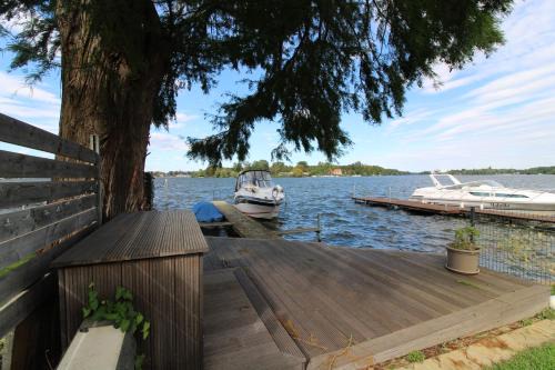 Zeuthen Apartamento | Haus am See