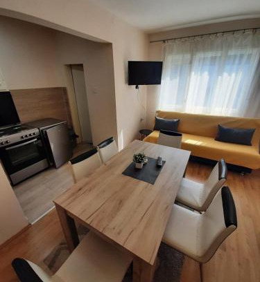 Zajecar Apartamento | Haus Apartman Zaječar M&L