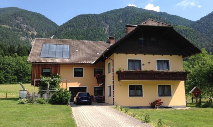 Hermagor-Pressegger See Apartamento | Haus Berchtold