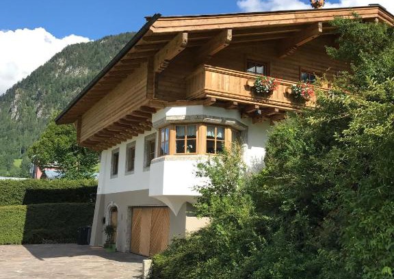 Lofer Apartamento | Haus Bergsicht Lofer