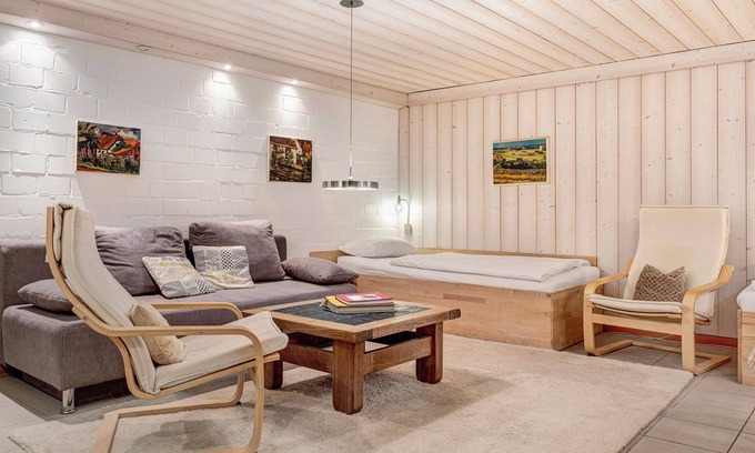 Region Hannover District Apartamento | Haus Erna am Deister Apartamento con sauna, jardín y cabaña, estación de carga para coches