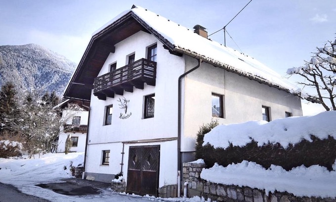 Hermagor-Pressegger See Apartamento | Haus Hubertus