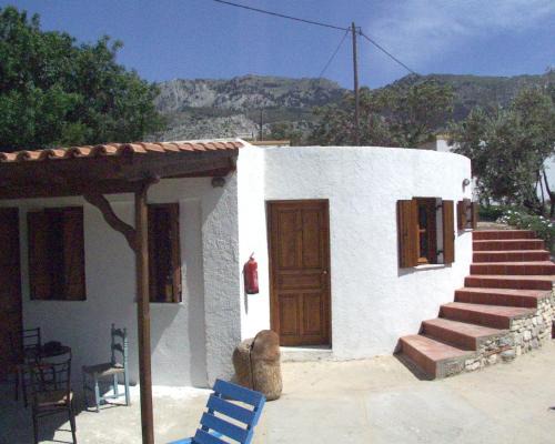 Amaniou Casa | Haus in Privatgrundstück bei Amaniou
