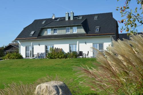 Middelhagen Apartamento | Haus Mönchgut - Haushälfte 2 "Findling"