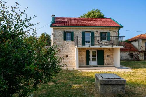 Donji Prolozac Casa | Haus Meter in Donji Proložac - Haus für 6 Personen