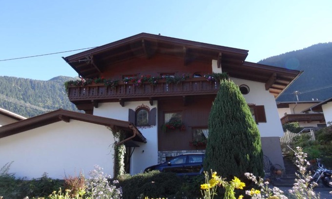 Finkenberg Apartamento | Haus Niederegger