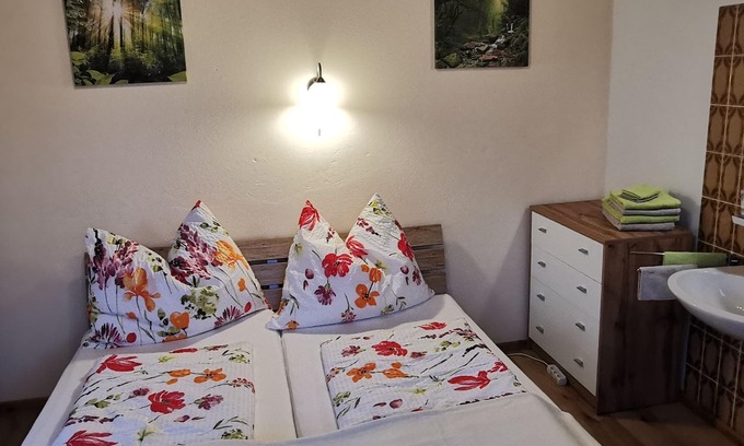 Windischgarsten Apartamento | Haus Pyhrgasblick - Doppelzimmer, Toilette und Bad/dusche Getrennt, 1