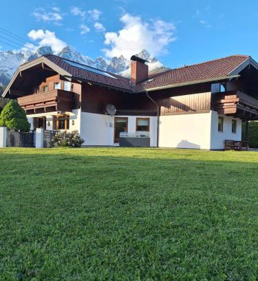 Pfarrwerfen Apartamento | Haus Rieder