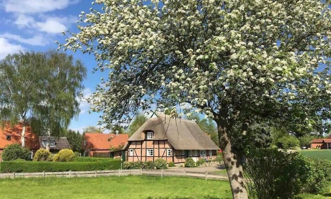 Schmiedendorf Casa | Haus Ruhe unter Reet