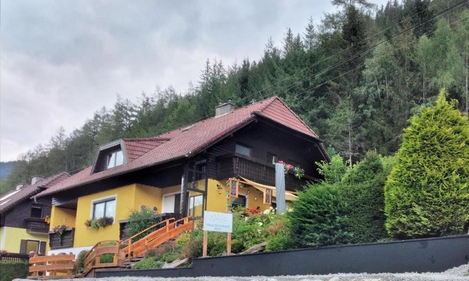 Pusterwald Cama Y Desayuno | Haus Sonnblick B&B