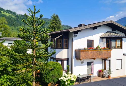 Lienz Apartamento | Haus Sonnengarten-Lienz