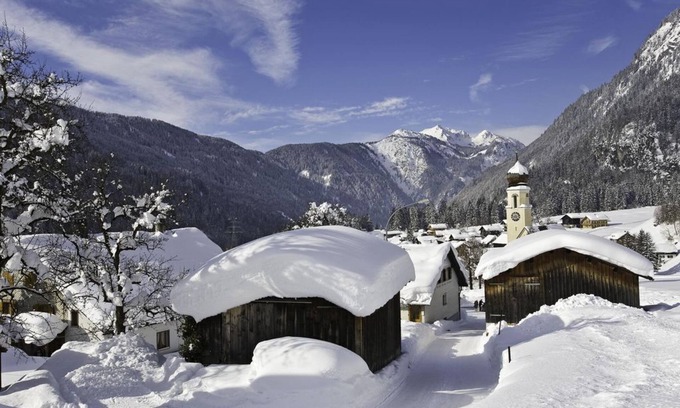 Wald am Arlberg Apartamento | Haus Sonnenhof - Appartement Groß