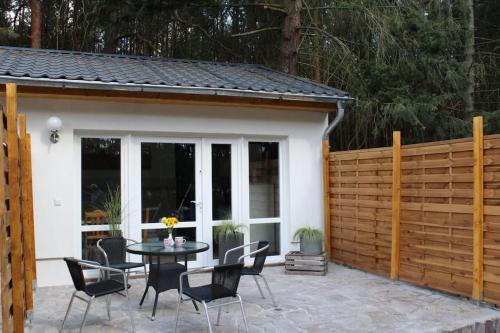 Wendisch Rietz Casa | Haus Wilma Grüne Idylle im Wald direkt am See