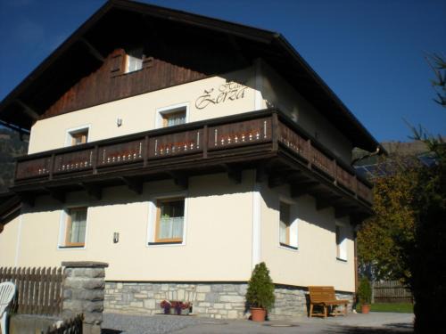 Dorfgastein Apartamento | Haus Zerza
