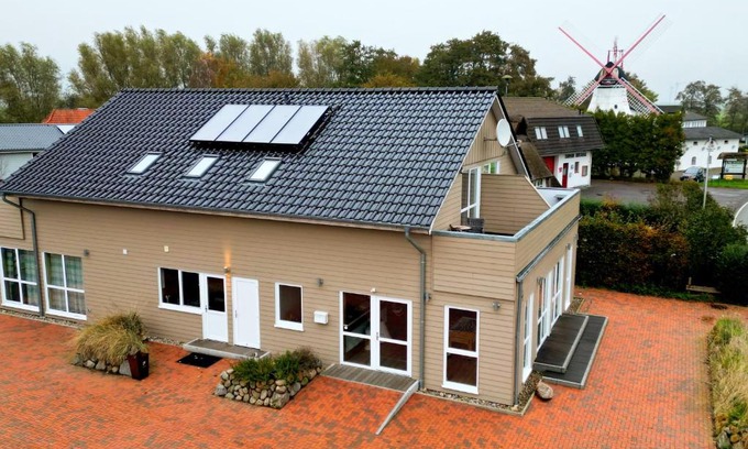 Westerdeichstrich Casa | Haus zwischen den Wehlen bei Büsum, 16 Personen