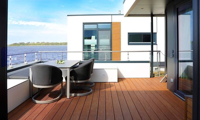 Ribnitz Apartamento | Hausboot für 6 Gäste mit 85m² in Ribnitz-damgarten