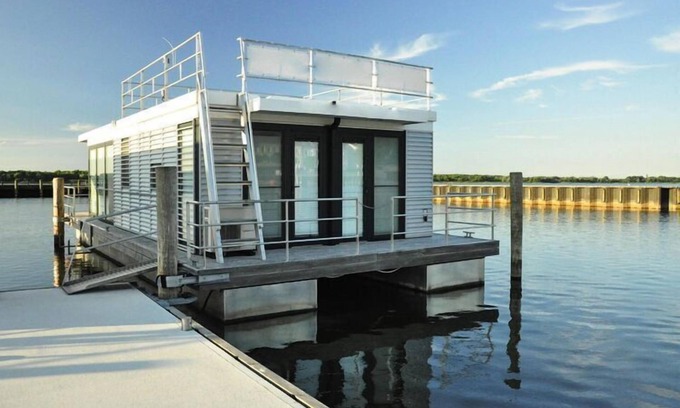 Ribnitz-Damgarten Alquiler De Eote | Casa flotante Hausboot Leni en Ribnitz-Damgarten
