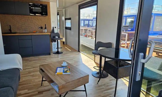 Berliner Vorstadt Alquiler De Eote | Hausboot Seaside