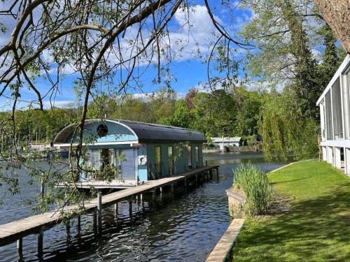 Westend Alquiler De Eote | Hausboot vom Feinsten