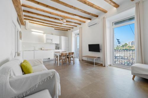 Costa Dorada Apartamento | Hauzify I Apartament Sol