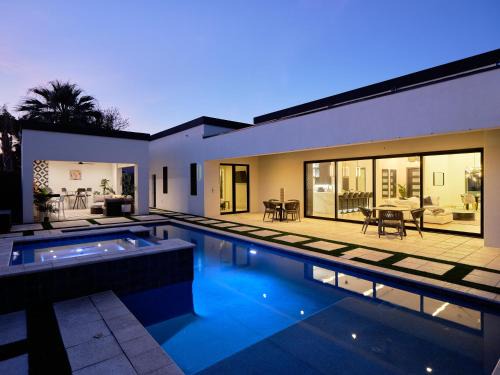 Peaceful Valley Casa | Havana - Walk to Old Town - Heated Pool & Spa