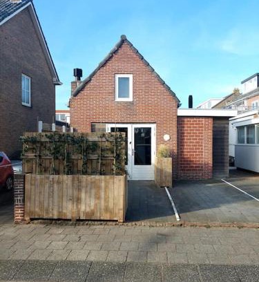 Noordwijk Chalet De Esquí | Have a nice stay! - Beach Cottage free parking