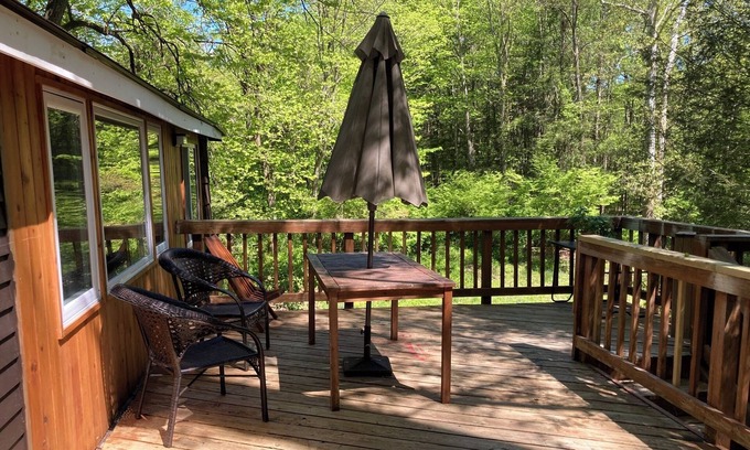 Gaylordsville Casa | Have a quiet weekend retreat at my recently renovated riverside bungalow