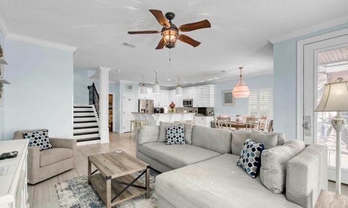 Villages of Crystal Beach Casa | Have a Stunning Tahitian Daydream at Villages of Crystal Beach
