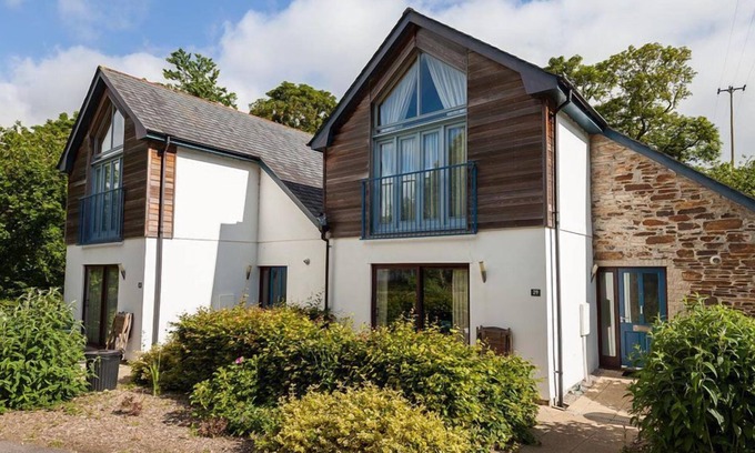 Carnon Downs Cabaña | Haven - 5 star self catering cottage