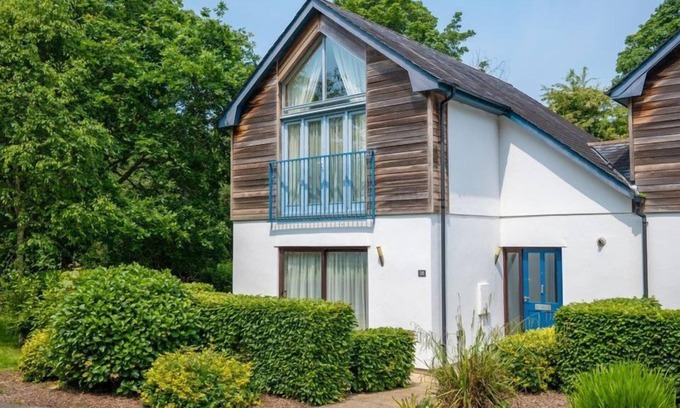 Carnon Downs Cabaña | Haven - 5 star self catering cottage
