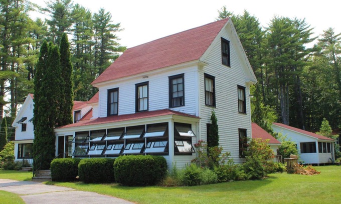 North Sebago Apartamento | Haven Apartment-Private Beach-Pets Welcome - Round Table Lodge, Sebago, Maine