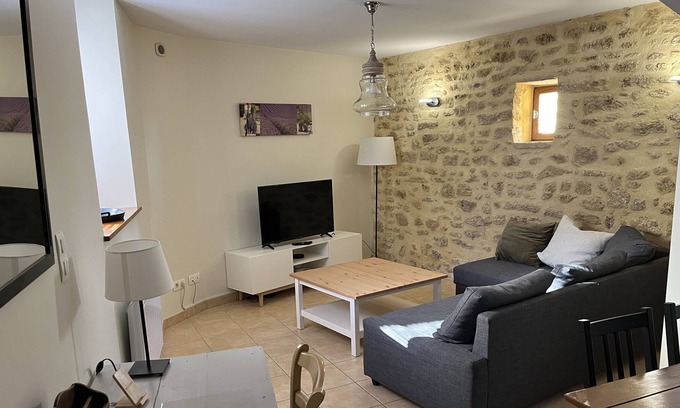 Colonzelle Casa | Haven of peace in stones