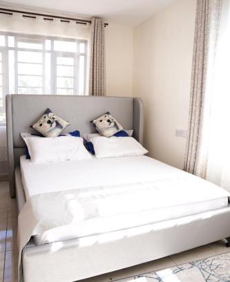 Meru Cabina | Haven Suites Bnb - Runogone