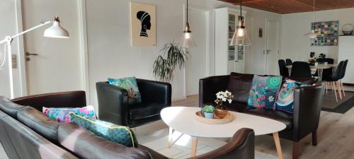 Oster Hurup Casa | Havhuset I Øster Hurup - i byen, ved stranden