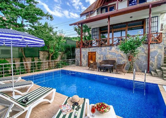 Yanik Villa | Havuzlu Mustakil Lüx Villa Doğa SAPANCA 150 MT2