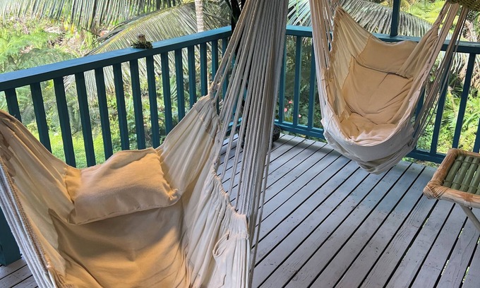 Kapoho Casa | Hawaii Big Island Tree Top Bungalow Home - access to Jungle!