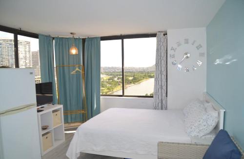 McCully - Moiliili Apartamento | Hawaiian Monarch 1611 condo