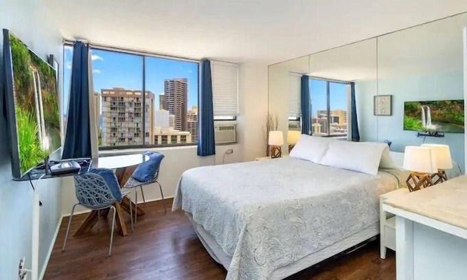 McCully - Moiliili Condominio | Hawaiian Monarch 2703b Condo by RedAwning