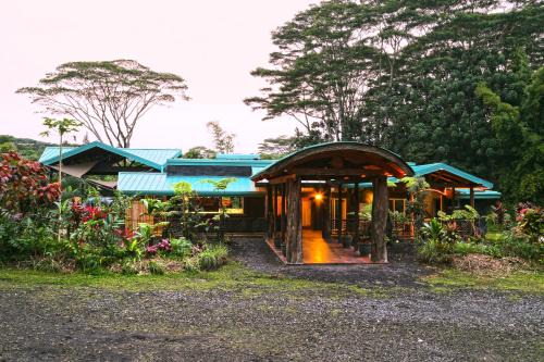 Pahoa Casa | Hawaiian Sanctuary Eco Retreat Center