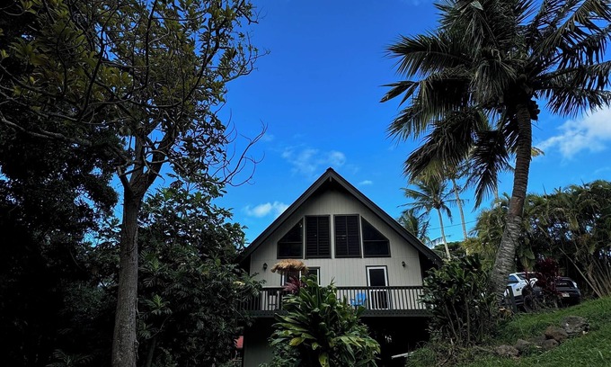 Hawi Casa | Hawi Hideaway- A Jungle Oasis